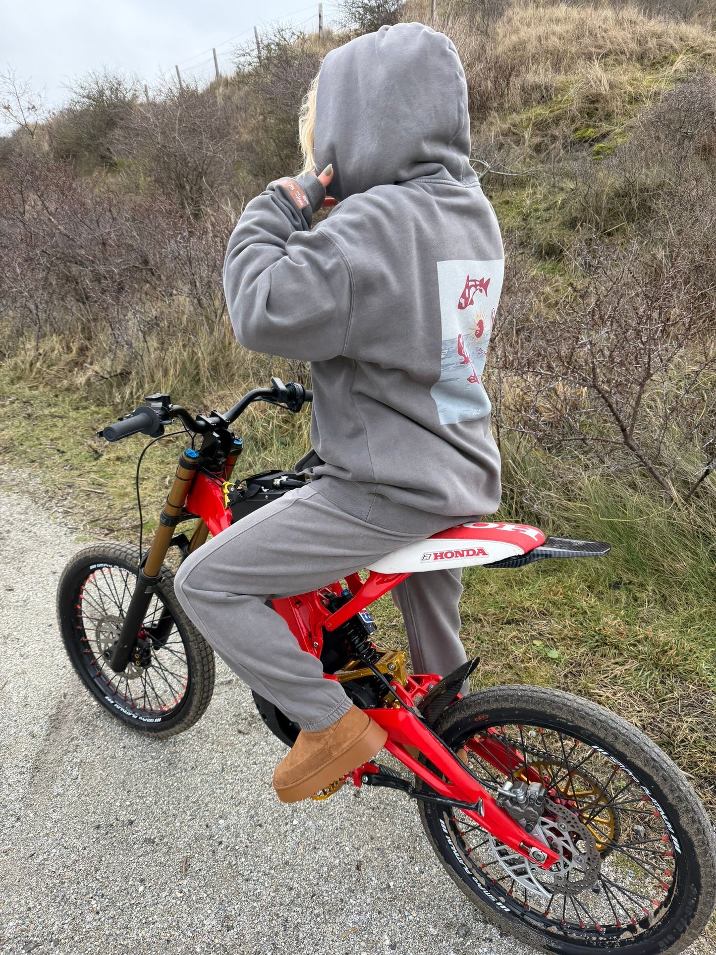 Motion hoodie