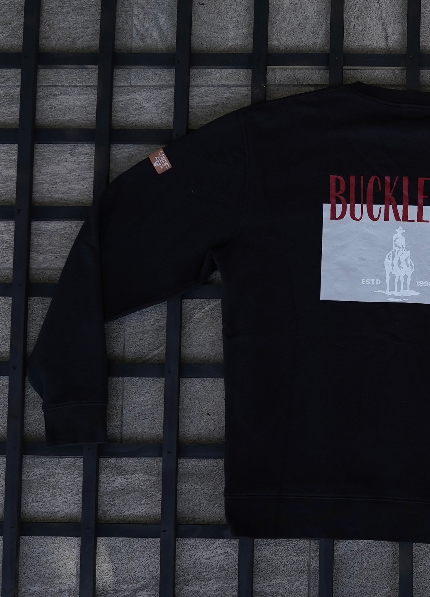 Outlaw crewneck-Black widow